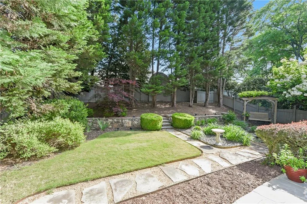 4575 Windsor Gate Court, Sandy Springs, Georgia 30342, 5 Bedrooms Bedrooms, ,3 BathroomsBathrooms,Residential,Sold,4575 Windsor Gate Court,6731182