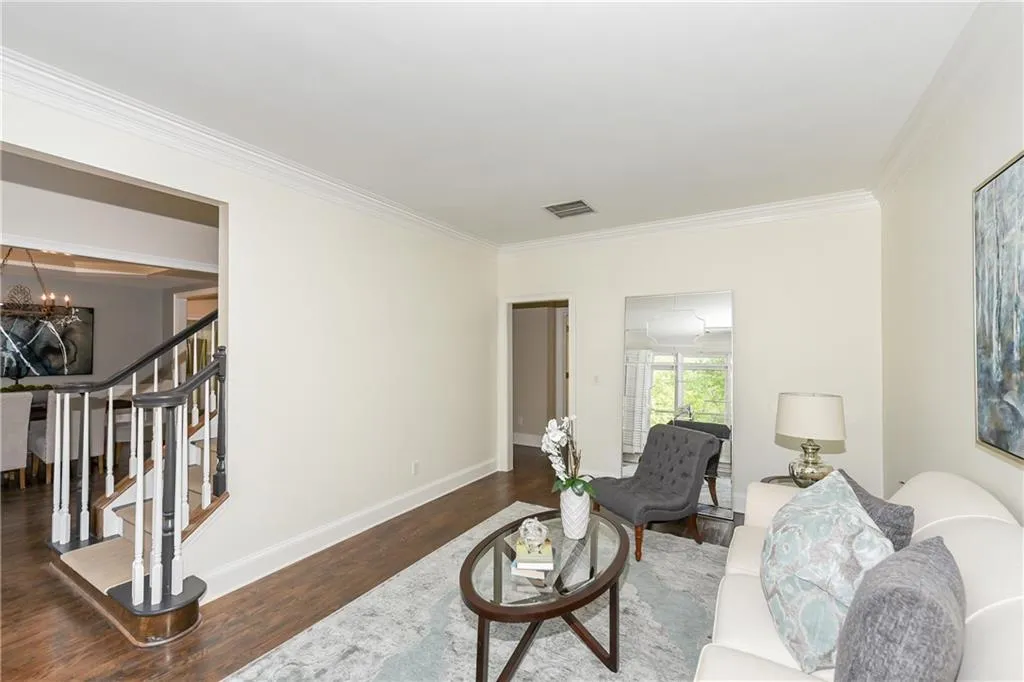 4575 Windsor Gate Court, Sandy Springs, Georgia 30342, 5 Bedrooms Bedrooms, ,3 BathroomsBathrooms,Residential,Sold,4575 Windsor Gate Court,6731182