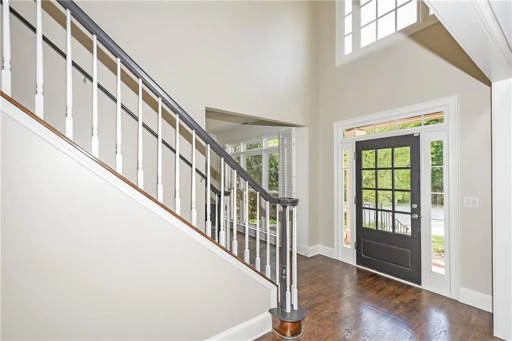 4575 Windsor Gate Court, Sandy Springs, Georgia 30342, 5 Bedrooms Bedrooms, ,3 BathroomsBathrooms,Residential,Sold,4575 Windsor Gate Court,6731182