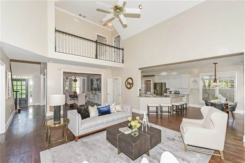 4575 Windsor Gate Court, Sandy Springs, Georgia 30342, 5 Bedrooms Bedrooms, ,3 BathroomsBathrooms,Residential,Sold,4575 Windsor Gate Court,6731182