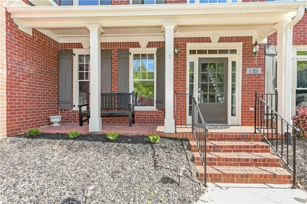 4575 Windsor Gate Court, Sandy Springs, Georgia 30342, 5 Bedrooms Bedrooms, ,3 BathroomsBathrooms,Residential,Sold,4575 Windsor Gate Court,6731182
