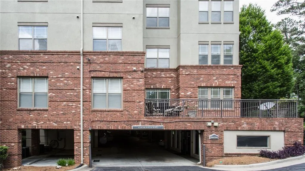 5559 Glenridge Drive Unit 2406, Atlanta, Georgia 30342, 1 Bedroom Bedrooms, ,1 BathroomBathrooms,Residential,Sold,5559 Glenridge Drive Unit 2406,5760156