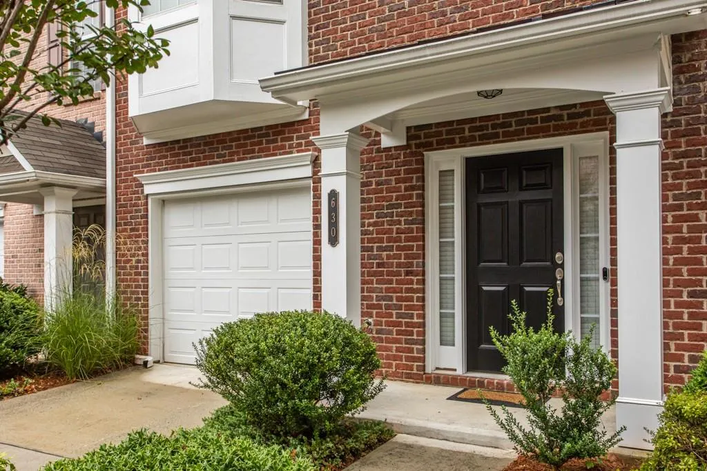 630 Pember Point, Sandy Springs, Georgia 30350, 3 Bedrooms Bedrooms, ,3 BathroomsBathrooms,Residential,Sold,630 Pember Point,6938051