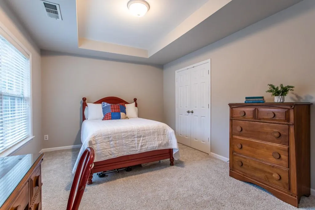630 Pember Point, Sandy Springs, Georgia 30350, 3 Bedrooms Bedrooms, ,3 BathroomsBathrooms,Residential,Sold,630 Pember Point,6938051