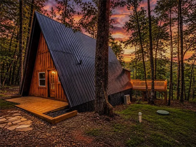 3 Mountain Lake Rd, Blue Ridge, Georgia 30513