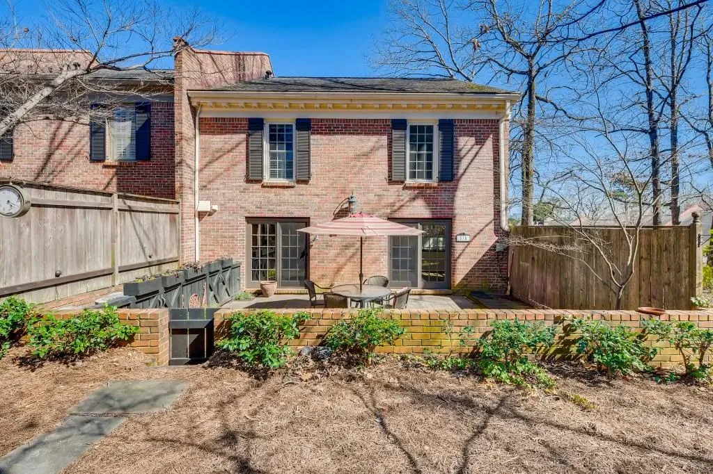 316 The Chace Ne Unit 316, Atlanta, Georgia 30328, 4 Bedrooms Bedrooms, ,2 BathroomsBathrooms,Residential,Sold,316 The Chace Ne Unit 316,6847682