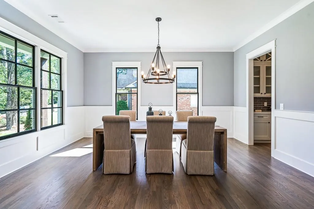 206 Underwood Drive, Sandy Springs, Georgia 30328, 5 Bedrooms Bedrooms, ,4 BathroomsBathrooms,Residential,Sold,206 Underwood Drive,6603797