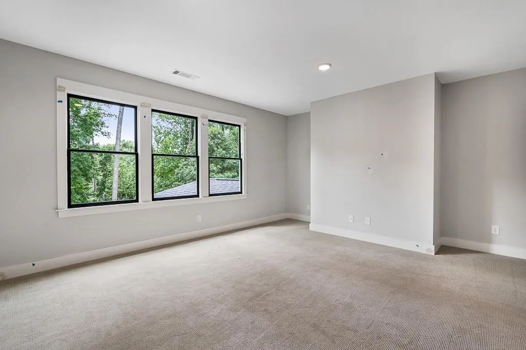 206 Underwood Drive, Sandy Springs, Georgia 30328, 5 Bedrooms Bedrooms, ,4 BathroomsBathrooms,Residential,Sold,206 Underwood Drive,6603797