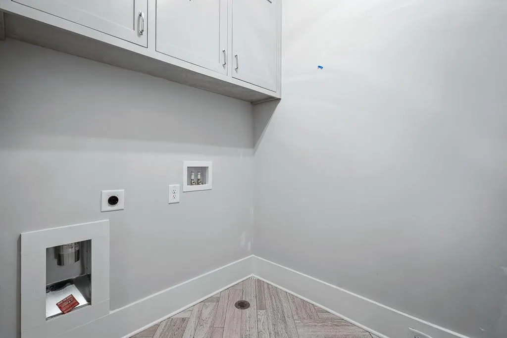 206 Underwood Drive, Sandy Springs, Georgia 30328, 5 Bedrooms Bedrooms, ,4 BathroomsBathrooms,Residential,Sold,206 Underwood Drive,6603797