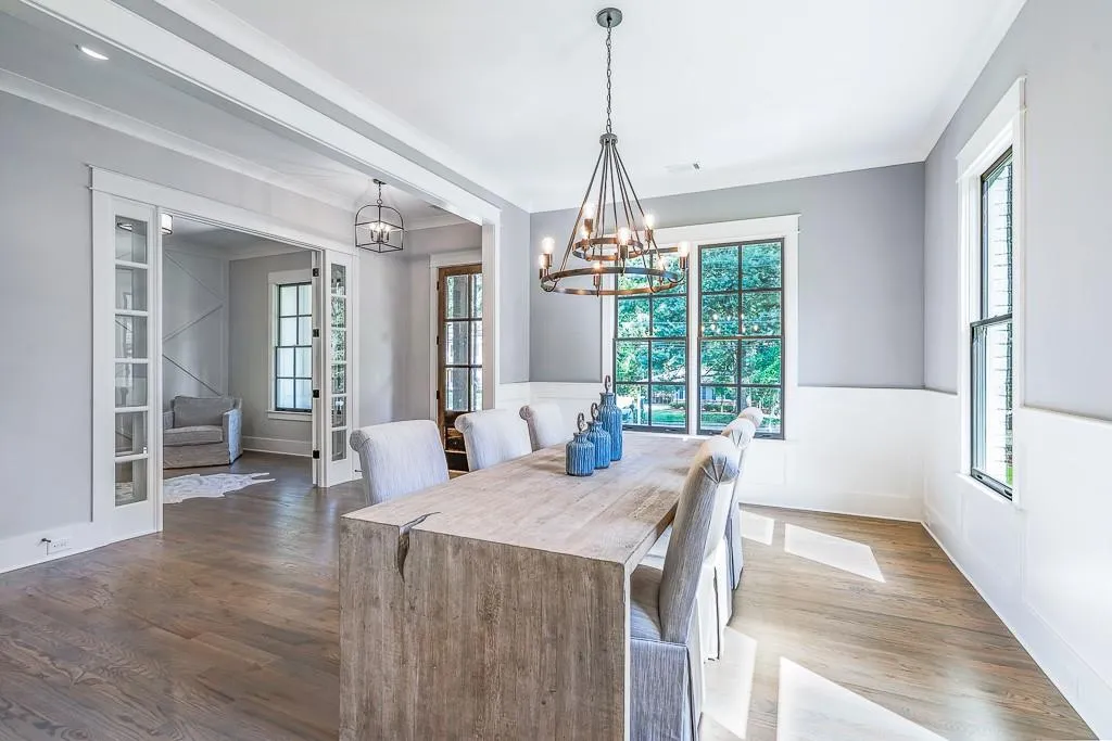 206 Underwood Drive, Sandy Springs, Georgia 30328, 5 Bedrooms Bedrooms, ,4 BathroomsBathrooms,Residential,Sold,206 Underwood Drive,6603797