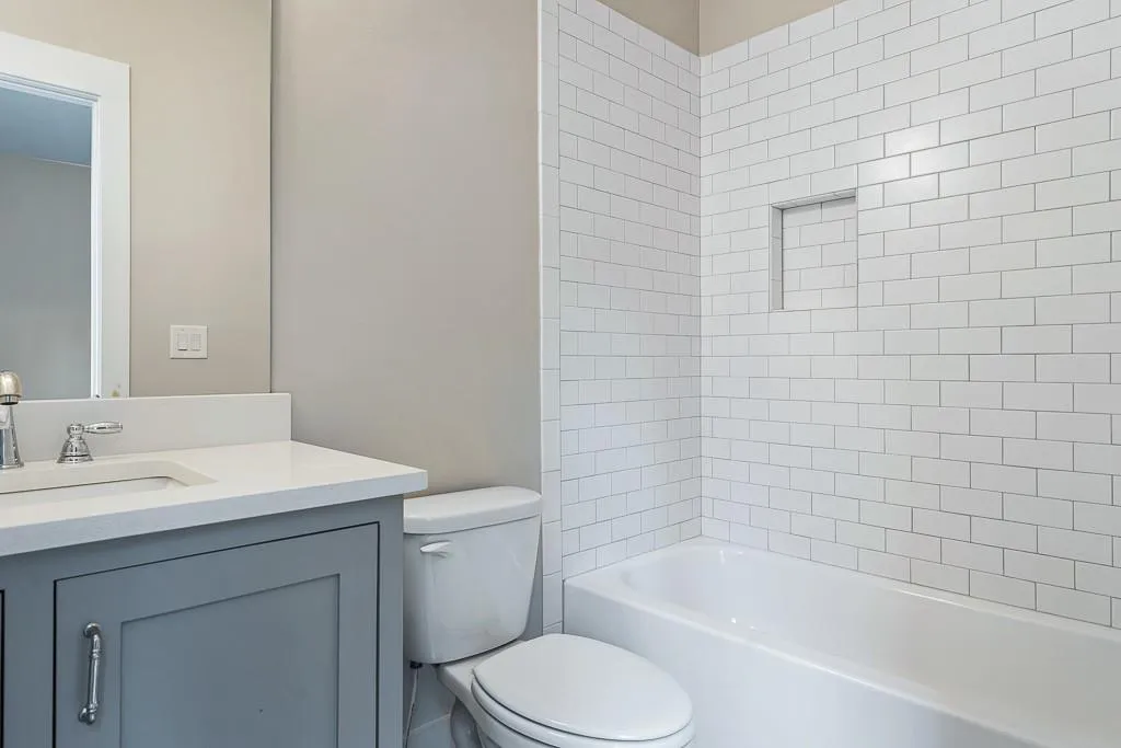 206 Underwood Drive, Sandy Springs, Georgia 30328, 5 Bedrooms Bedrooms, ,4 BathroomsBathrooms,Residential,Sold,206 Underwood Drive,6603797