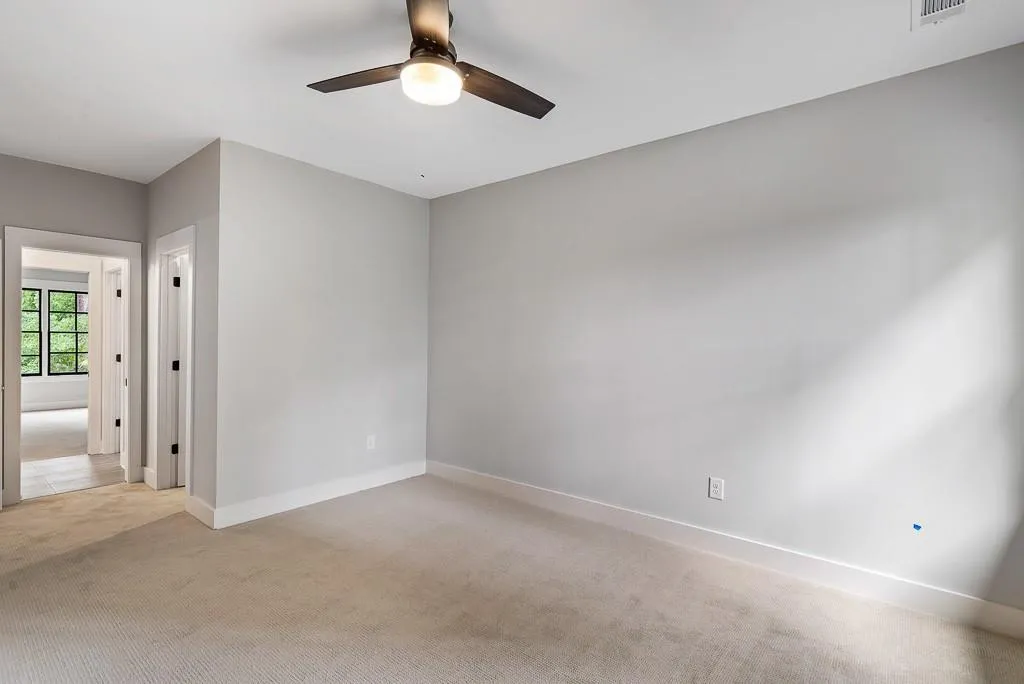 206 Underwood Drive, Sandy Springs, Georgia 30328, 5 Bedrooms Bedrooms, ,4 BathroomsBathrooms,Residential,Sold,206 Underwood Drive,6603797