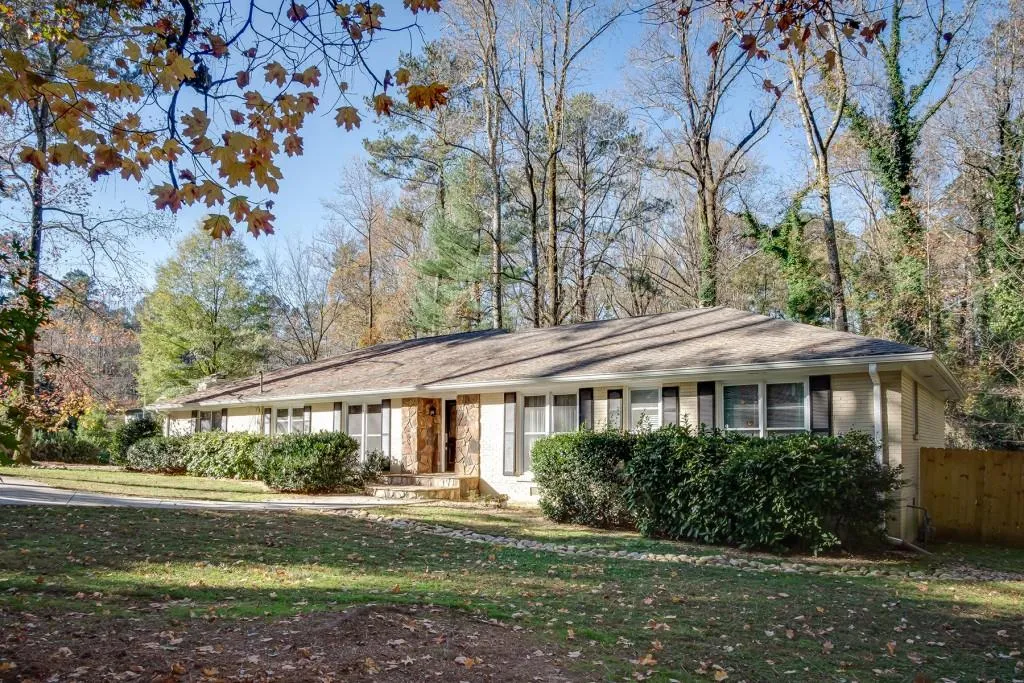 7370 Twin Branch Road, Sandy Springs, Georgia 30328, 5 Bedrooms Bedrooms, ,4 BathroomsBathrooms,Residential,Sold,7370 Twin Branch Road,6807071