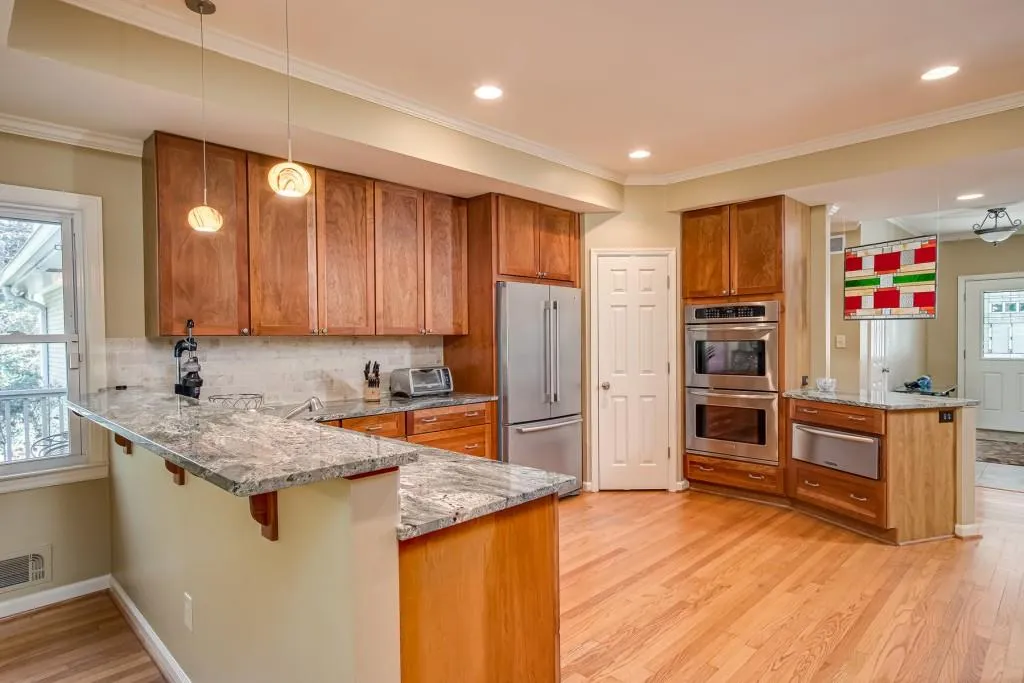 7370 Twin Branch Road, Sandy Springs, Georgia 30328, 5 Bedrooms Bedrooms, ,4 BathroomsBathrooms,Residential,Sold,7370 Twin Branch Road,6807071