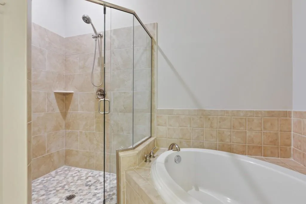 1066 Glenridge Place, Atlanta, Georgia 30342, 3 Bedrooms Bedrooms, ,2 BathroomsBathrooms,Residential,Sold,1066 Glenridge Place,6957160