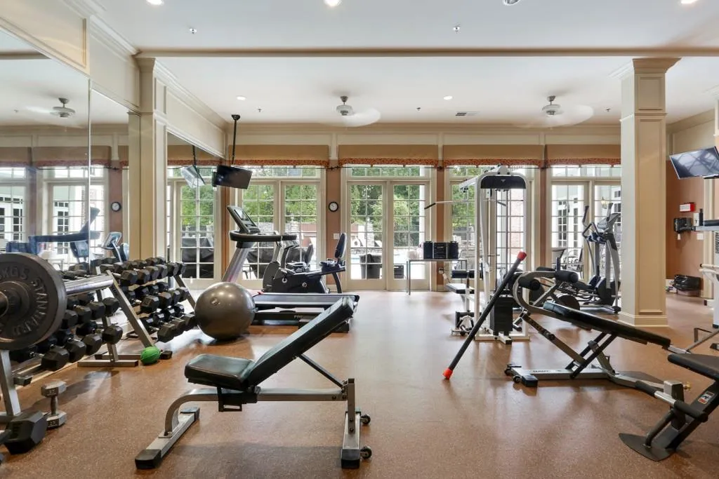 1066 Glenridge Place, Atlanta, Georgia 30342, 3 Bedrooms Bedrooms, ,2 BathroomsBathrooms,Residential,Sold,1066 Glenridge Place,6957160