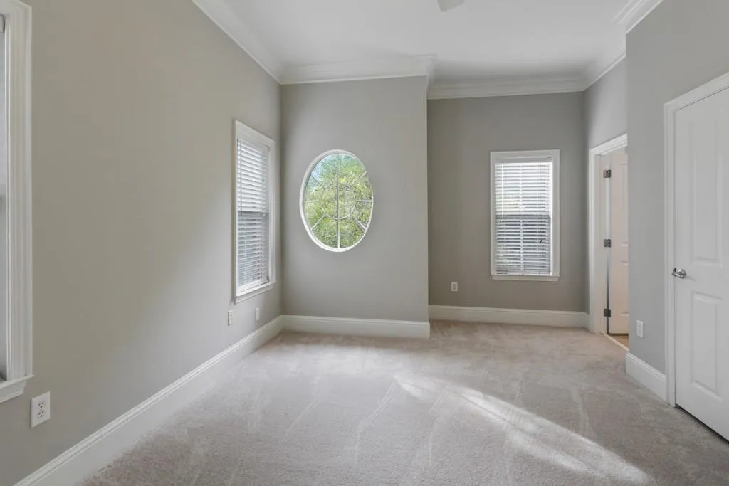 1066 Glenridge Place, Atlanta, Georgia 30342, 3 Bedrooms Bedrooms, ,2 BathroomsBathrooms,Residential,Sold,1066 Glenridge Place,6957160