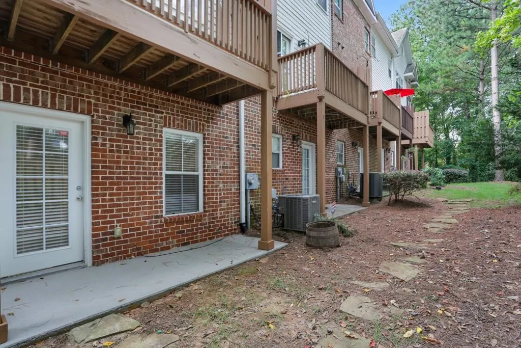 1066 Glenridge Place, Atlanta, Georgia 30342, 3 Bedrooms Bedrooms, ,2 BathroomsBathrooms,Residential,Sold,1066 Glenridge Place,6957160