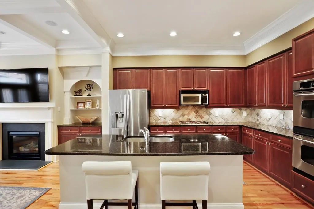 2836 Crescent Park Lane, Atlanta, Georgia 30339, 3 Bedrooms Bedrooms, ,3 BathroomsBathrooms,Residential,Sold,2836 Crescent Park Lane,5743705