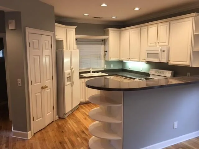 8550 Hope Mews Court, Atlanta, Georgia 30350, 2 Bedrooms Bedrooms, ,1 BathroomBathrooms,Residential,Sold,8550 Hope Mews Court,5878118