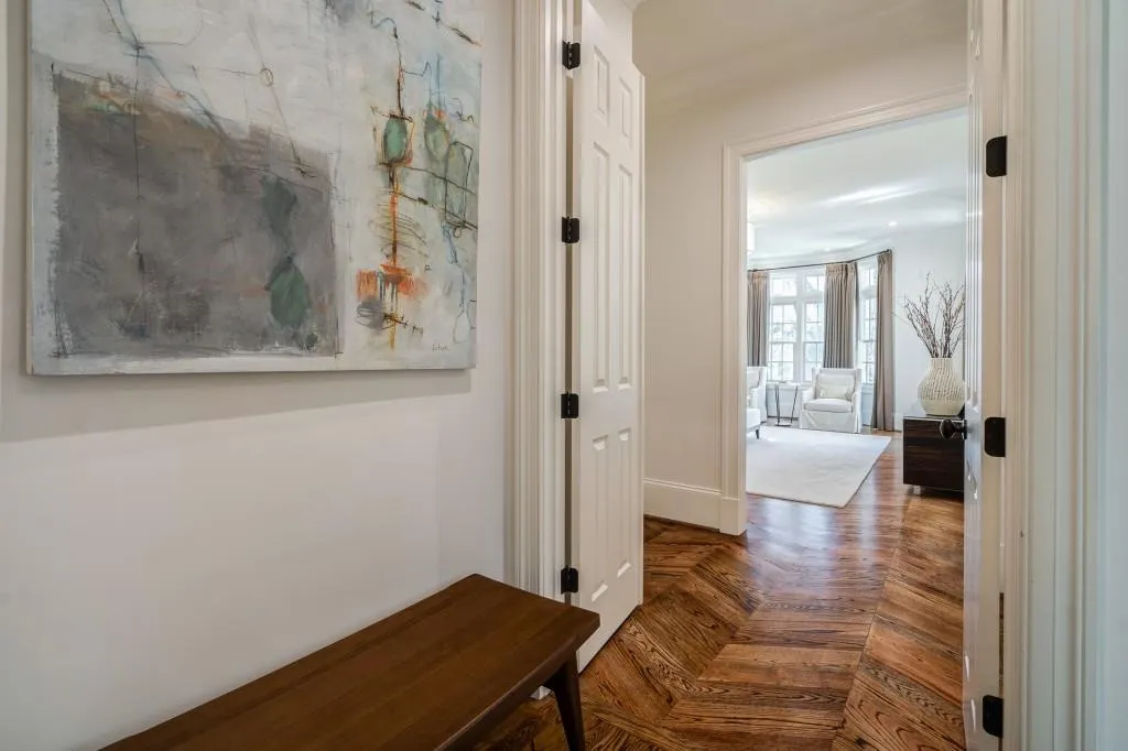 65 N Devereaux Court Nw, Atlanta, Georgia 30327, 5 Bedrooms Bedrooms, ,6 BathroomsBathrooms,Residential,Sold,65 N Devereaux Court Nw,6520206