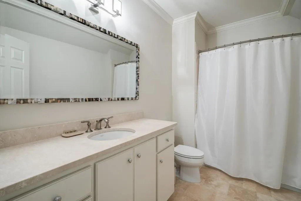 65 N Devereaux Court Nw, Atlanta, Georgia 30327, 5 Bedrooms Bedrooms, ,6 BathroomsBathrooms,Residential,Sold,65 N Devereaux Court Nw,6520206