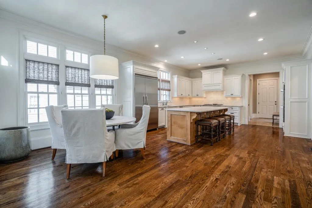 65 N Devereaux Court Nw, Atlanta, Georgia 30327, 5 Bedrooms Bedrooms, ,6 BathroomsBathrooms,Residential,Sold,65 N Devereaux Court Nw,6520206