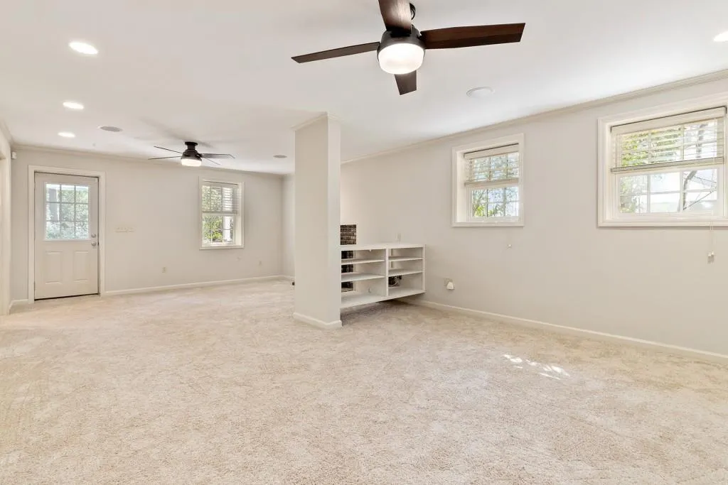 7105 Faunsworth Drive, Sandy Springs, Georgia 30328, 5 Bedrooms Bedrooms, ,3 BathroomsBathrooms,Residential,Sold,7105 Faunsworth Drive,6845752