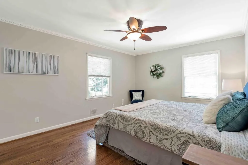 35 Whispering Way, Sandy Springs, Georgia 30328, 4 Bedrooms Bedrooms, ,3 BathroomsBathrooms,Residential,Sold,35 Whispering Way,6919712