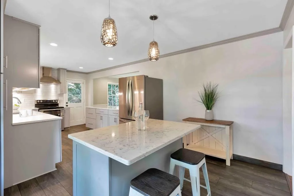 35 Whispering Way, Sandy Springs, Georgia 30328, 4 Bedrooms Bedrooms, ,3 BathroomsBathrooms,Residential,Sold,35 Whispering Way,6919712