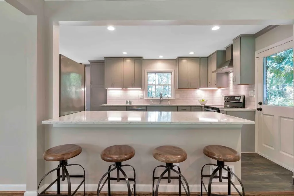 35 Whispering Way, Sandy Springs, Georgia 30328, 4 Bedrooms Bedrooms, ,3 BathroomsBathrooms,Residential,Sold,35 Whispering Way,6919712