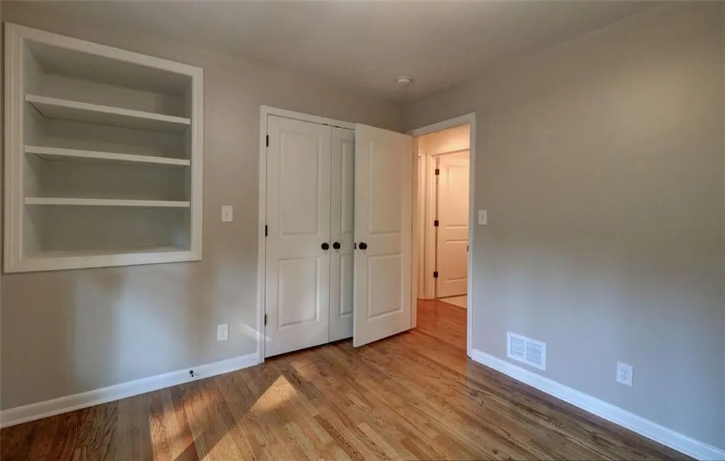 360 Earlston Drive, Sandy Springs, Georgia 30328, 4 Bedrooms Bedrooms, ,3 BathroomsBathrooms,Residential,Sold,360 Earlston Drive,5745471