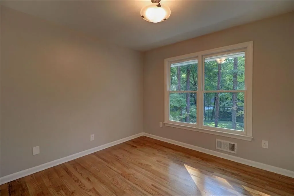 360 Earlston Drive, Sandy Springs, Georgia 30328, 4 Bedrooms Bedrooms, ,3 BathroomsBathrooms,Residential,Sold,360 Earlston Drive,5745471