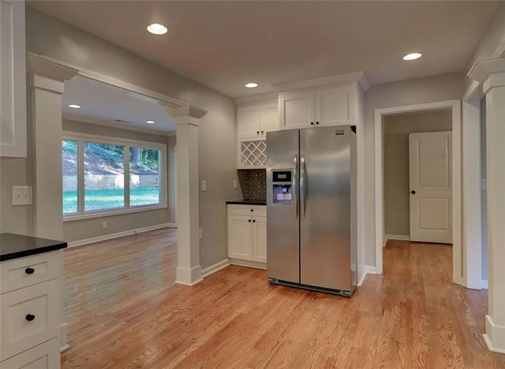 360 Earlston Drive, Sandy Springs, Georgia 30328, 4 Bedrooms Bedrooms, ,3 BathroomsBathrooms,Residential,Sold,360 Earlston Drive,5745471