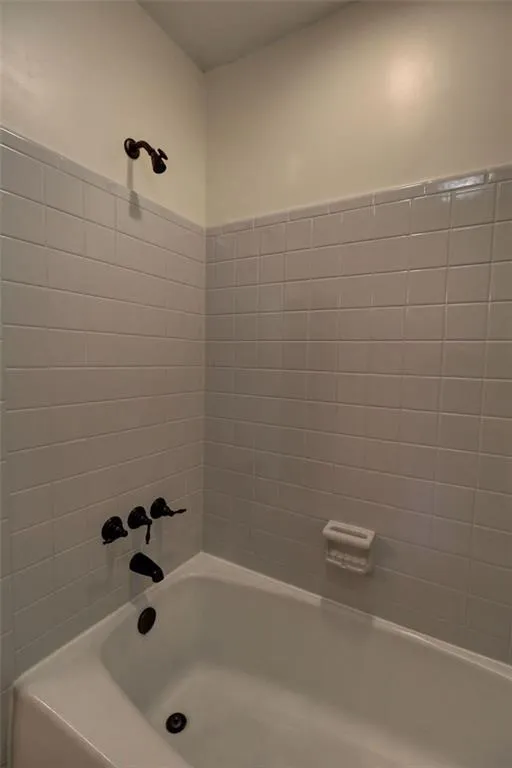 360 Earlston Drive, Sandy Springs, Georgia 30328, 4 Bedrooms Bedrooms, ,3 BathroomsBathrooms,Residential,Sold,360 Earlston Drive,5745471