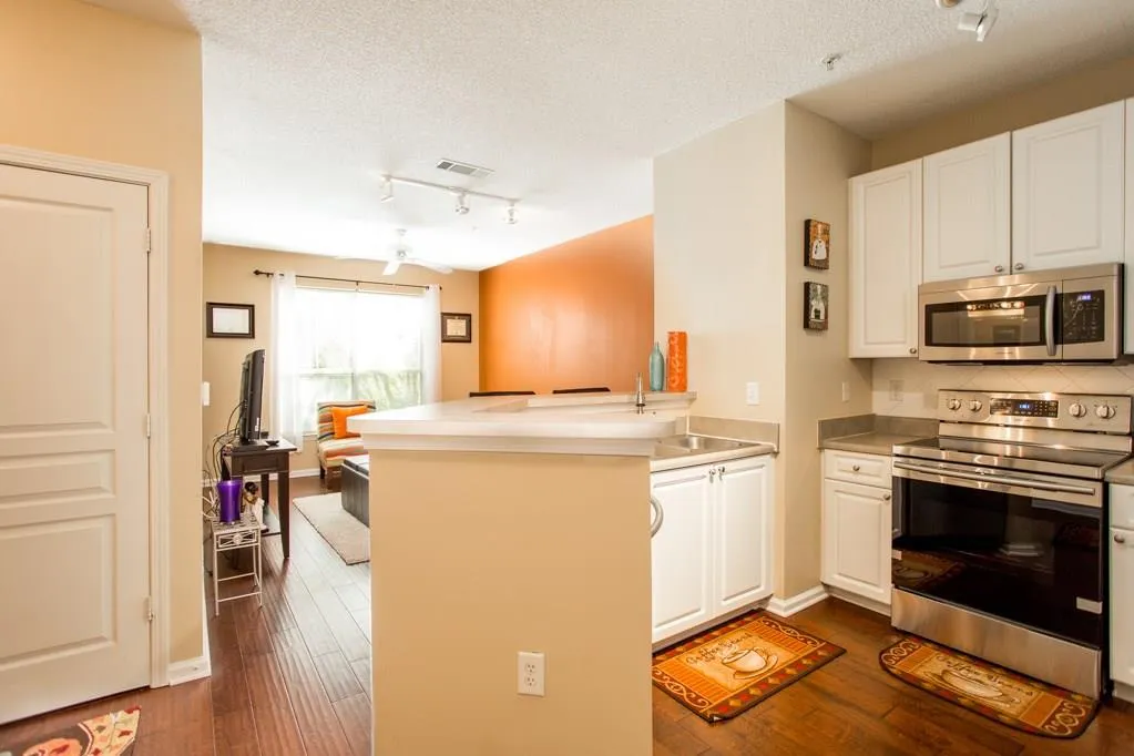 10 Perimeter Summit Boulevard Ne Unit 4325, Brookhaven, Georgia 30319, 1 Bedroom Bedrooms, ,1 BathroomBathrooms,Residential,Sold,10 Perimeter Summit Boulevard Ne Unit 4325,6008370