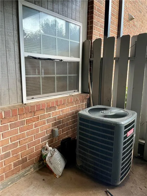 295 Winding River Drive Unit E, Atlanta, Georgia 30350, 3 Bedrooms Bedrooms, ,2 BathroomsBathrooms,Residential,Sold,295 Winding River Drive Unit E,6905379