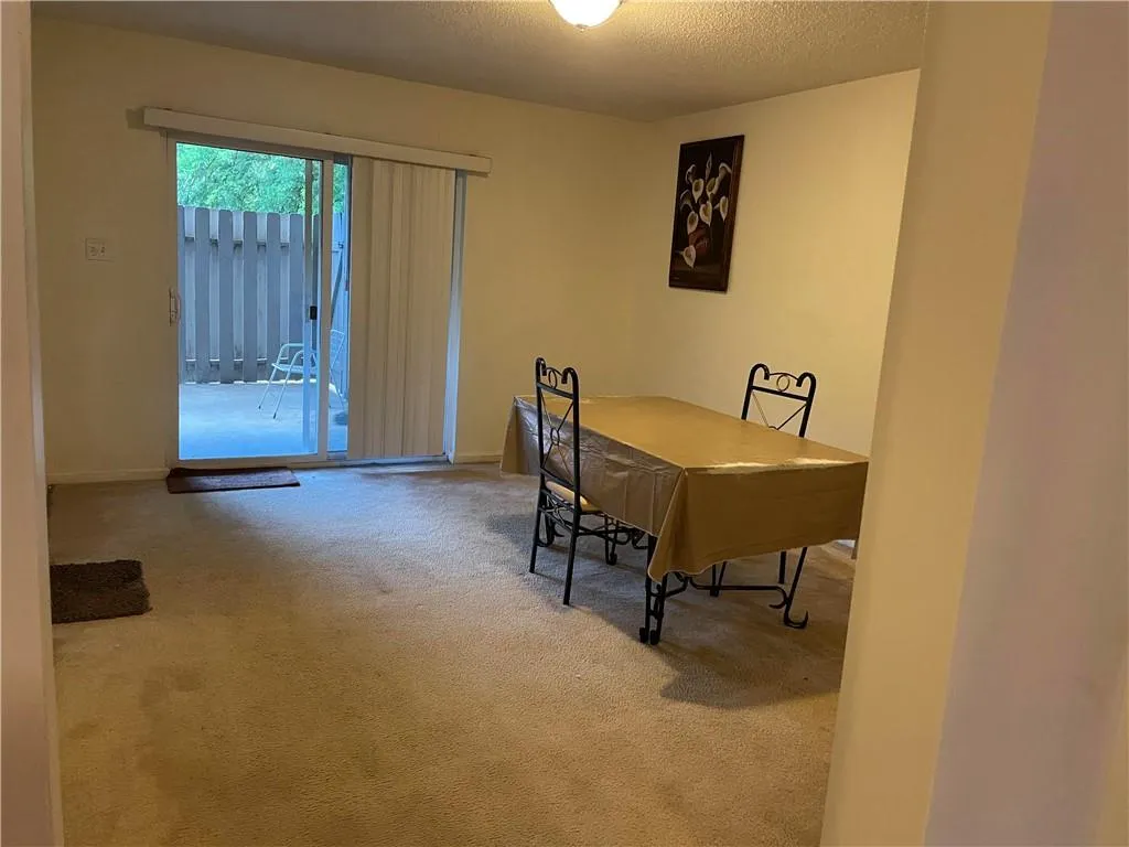 295 Winding River Drive Unit E, Atlanta, Georgia 30350, 3 Bedrooms Bedrooms, ,2 BathroomsBathrooms,Residential,Sold,295 Winding River Drive Unit E,6905379