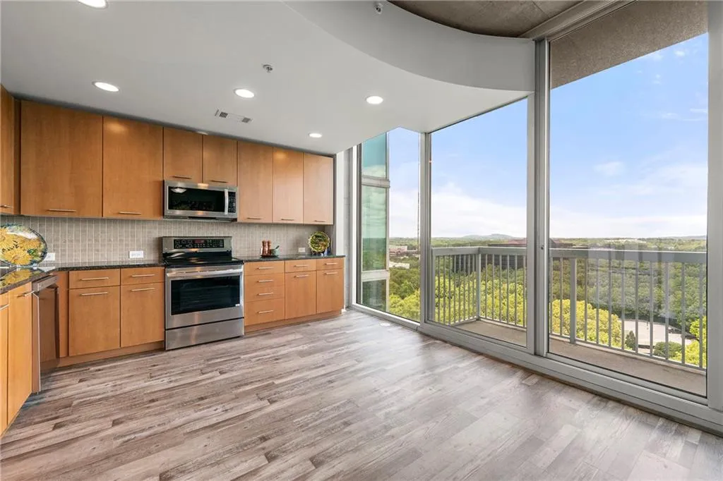 3300 Windy Ridge Parkway Se Unit 1307, Atlanta, Georgia 30339, 1 Bedroom Bedrooms, ,1 BathroomBathrooms,Residential,For Sale,3300 Windy Ridge Parkway Se Unit 1307,7625798