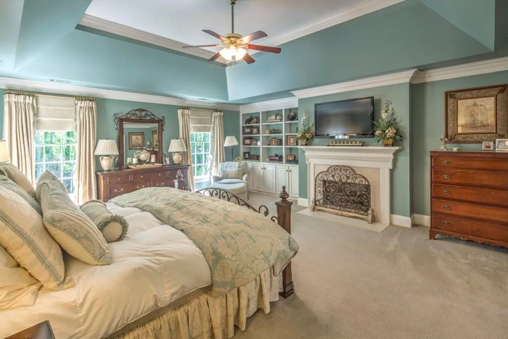 180 N Devereux Court Nw, Atlanta, Georgia 30327, 5 Bedrooms Bedrooms, ,4 BathroomsBathrooms,Residential,Sold,180 N Devereux Court Nw,5673199