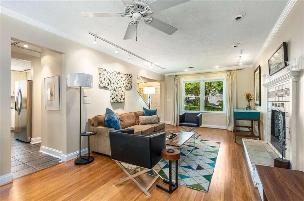1071 Standard Drive Ne, Brookhaven, Georgia 30319, 3 Bedrooms Bedrooms, ,2 BathroomsBathrooms,Residential,For Sale,1071 Standard Drive Ne,7583809