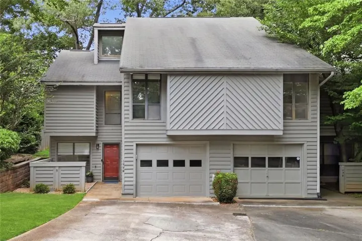 1098 Creatwood Place Se, Smyrna, Georgia 30080