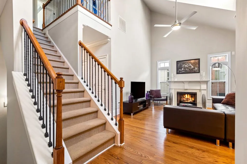 827 Perennial Drive, Sandy Springs, Georgia 30328, 2 Bedrooms Bedrooms, ,2 BathroomsBathrooms,Residential,Sold,827 Perennial Drive,6619840