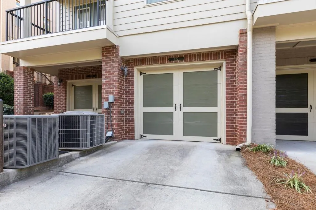 827 Perennial Drive, Sandy Springs, Georgia 30328, 2 Bedrooms Bedrooms, ,2 BathroomsBathrooms,Residential,Sold,827 Perennial Drive,6619840