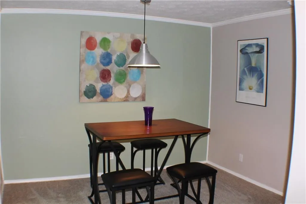 904 Gettysburg Place, Sandy Springs, Georgia 30350, 2 Bedrooms Bedrooms, ,2 BathroomsBathrooms,Residential,Sold,904 Gettysburg Place,6058613