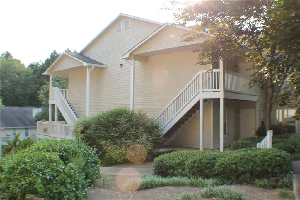 904 Gettysburg Place, Sandy Springs, Georgia 30350, 2 Bedrooms Bedrooms, ,2 BathroomsBathrooms,Residential,Sold,904 Gettysburg Place,6058613
