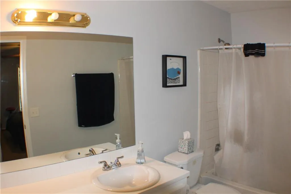 904 Gettysburg Place, Sandy Springs, Georgia 30350, 2 Bedrooms Bedrooms, ,2 BathroomsBathrooms,Residential,Sold,904 Gettysburg Place,6058613