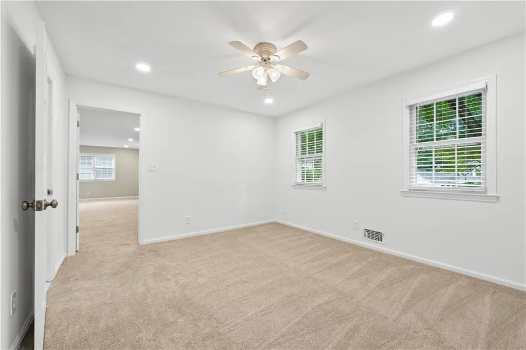 7260 Dunhill Terrace, Atlanta, Georgia 30328, 4 Bedrooms Bedrooms, ,3 BathroomsBathrooms,Residential,For Sale,7260 Dunhill Terrace,7560866