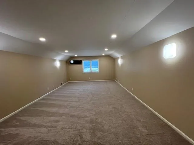 Bonus room with new carpet.