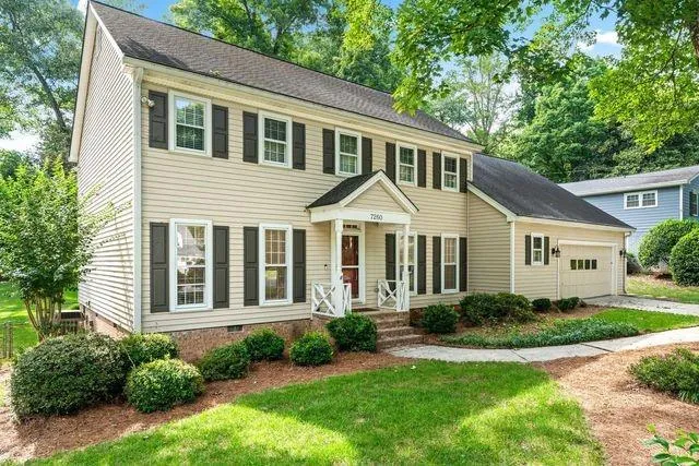 7260 Dunhill Terrace, Atlanta, Georgia 30328, 4 Bedrooms Bedrooms, ,3 BathroomsBathrooms,Residential,For Sale,7260 Dunhill Terrace,7560866